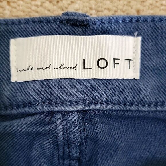 LOFT Ann Taylor Made and Loved Blue Distressed Color Jean Shorts - Size 12/31 - Picture 3 of 13